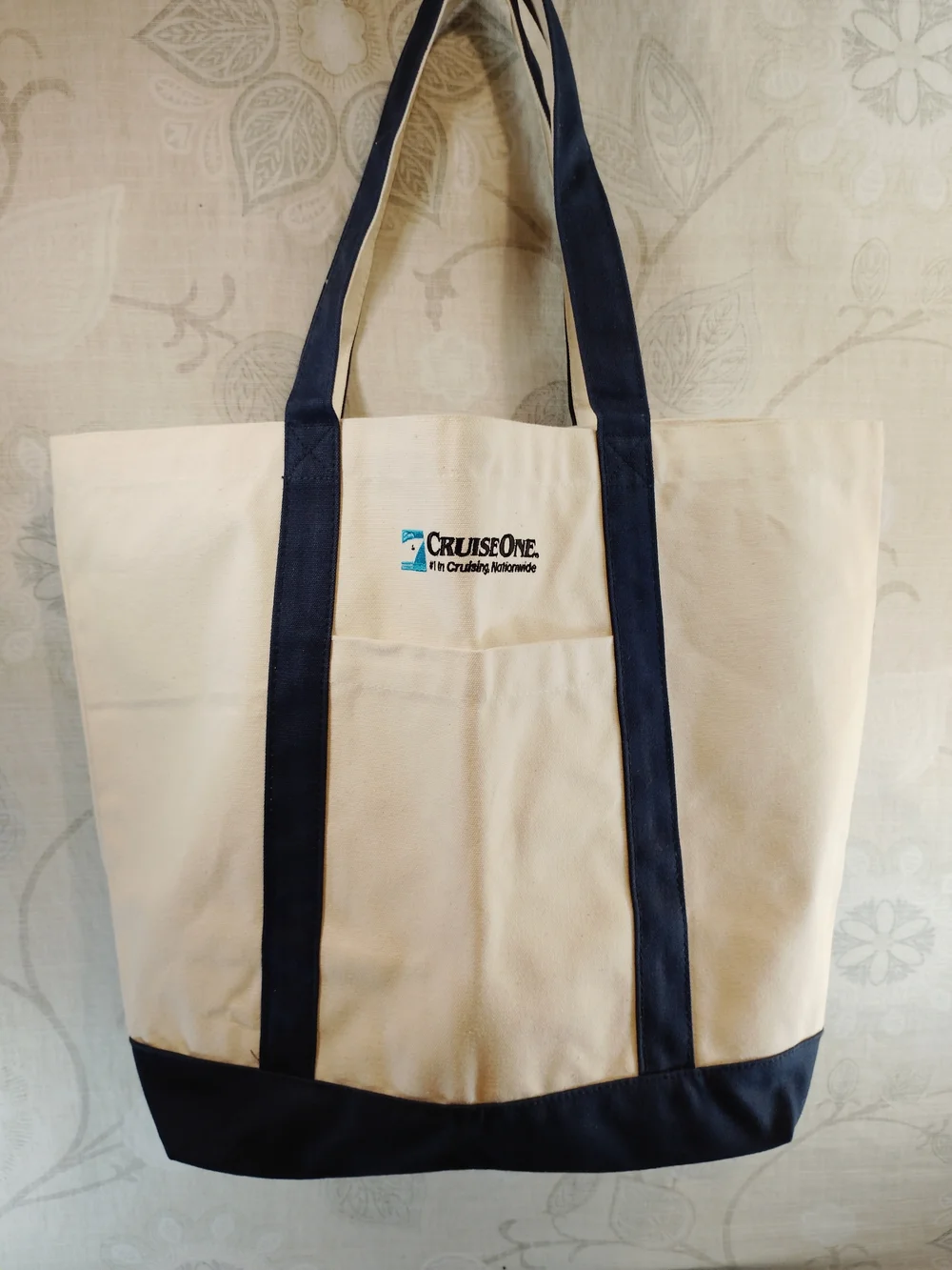Cruise One Large Canvas Shoulder Tote in Cream and Navy